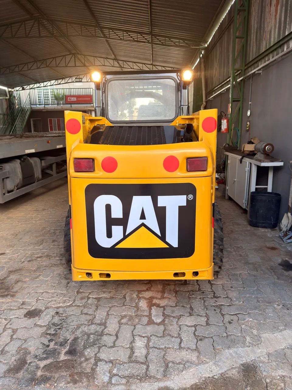 Mini Carregadeira  - Foto 6