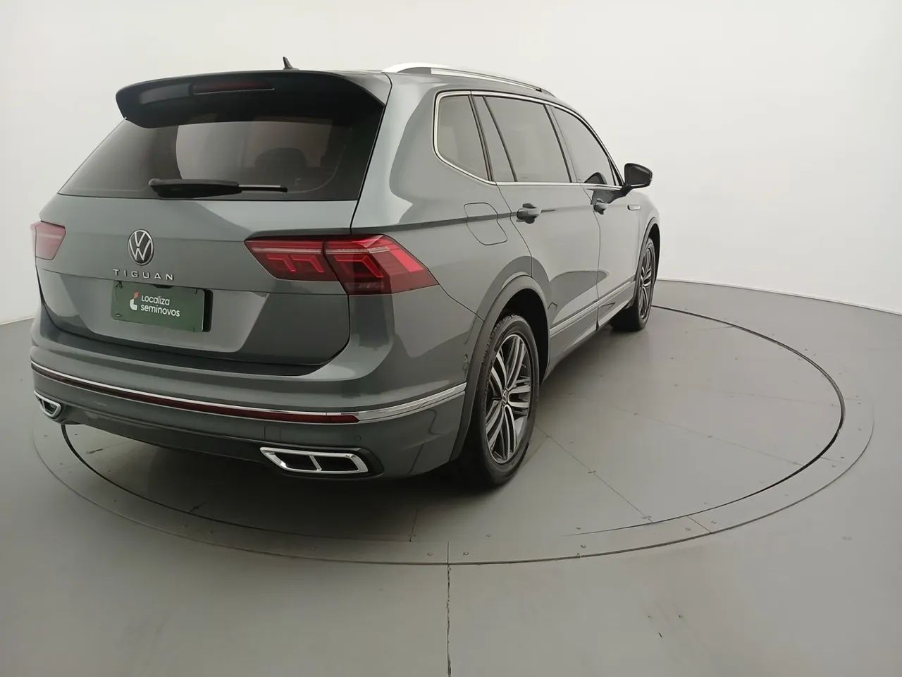 Volkswagen Tiguan Allspac R-Line 300 TSI 2.0, foto 5 de 18