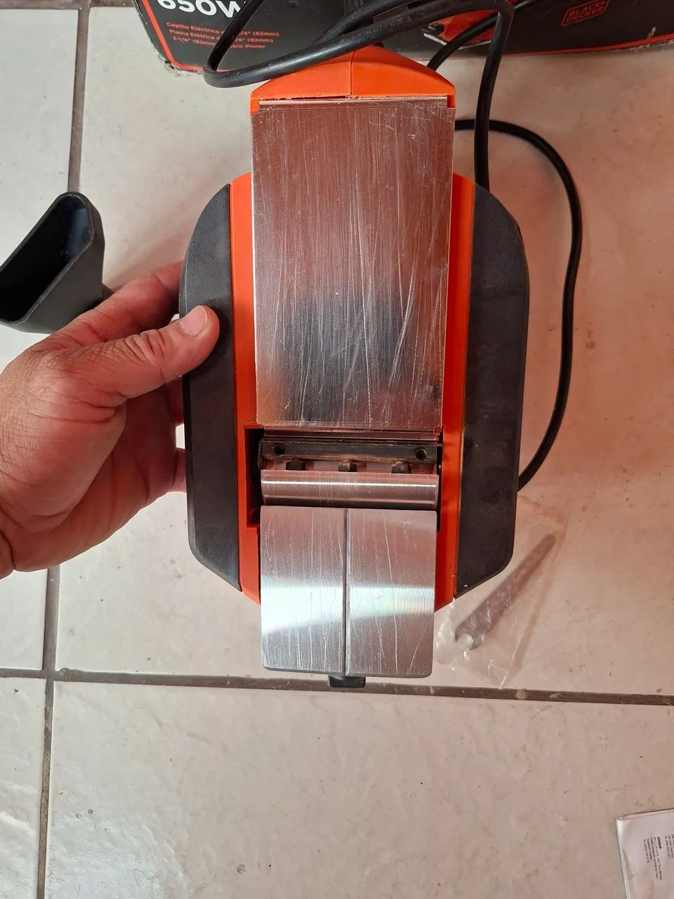 Plaina elétrica black decker  - Foto 4