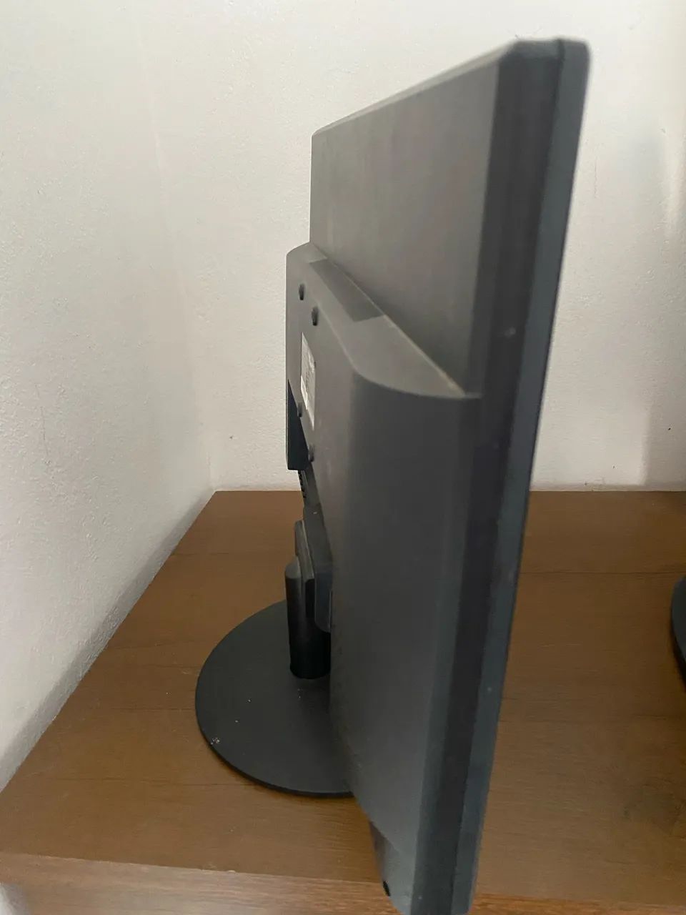 Monitor tronos com defeito na tela - Foto 2