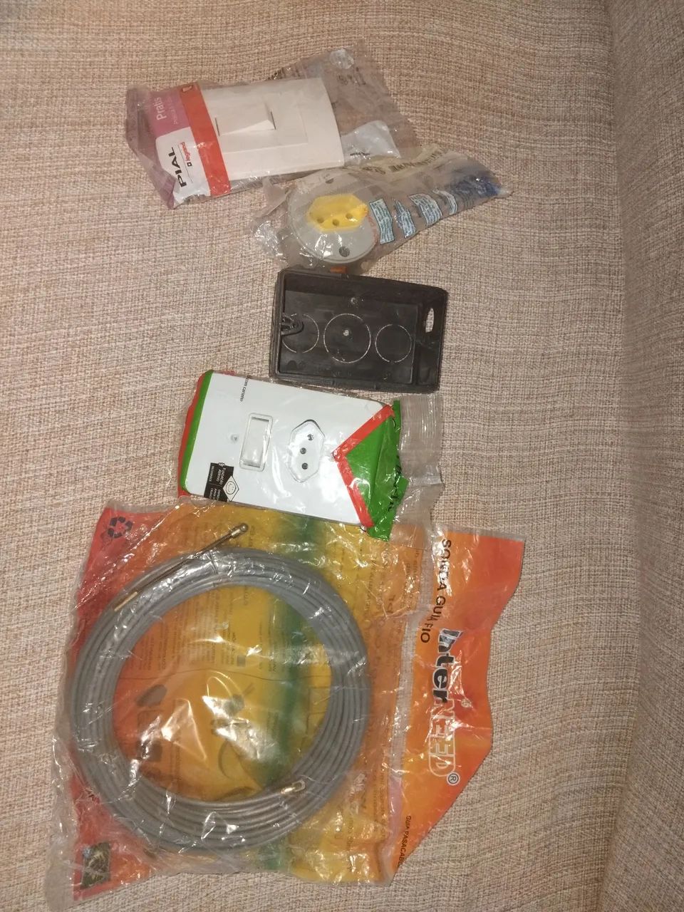 Vendo material elétrico