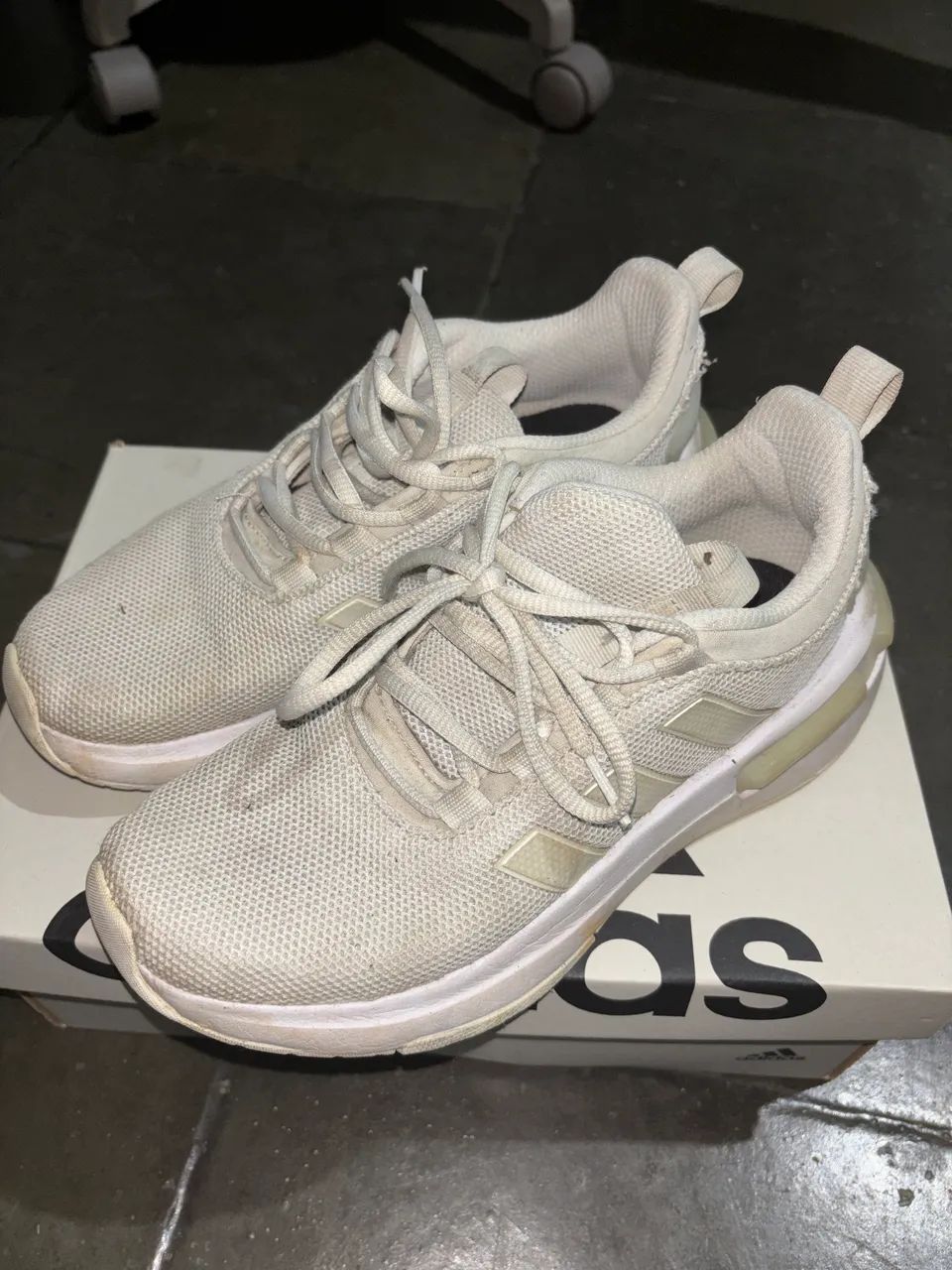 Tênis adidas racer tr23 branco