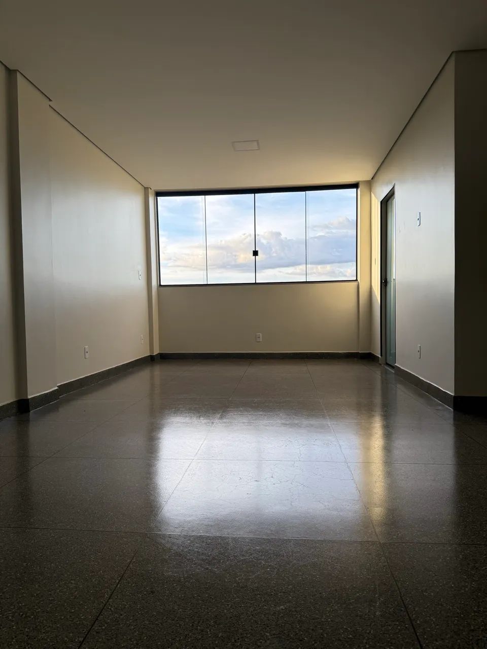 Salas comerciais e lojas para locação Itapoa Paranoá    - Foto 3