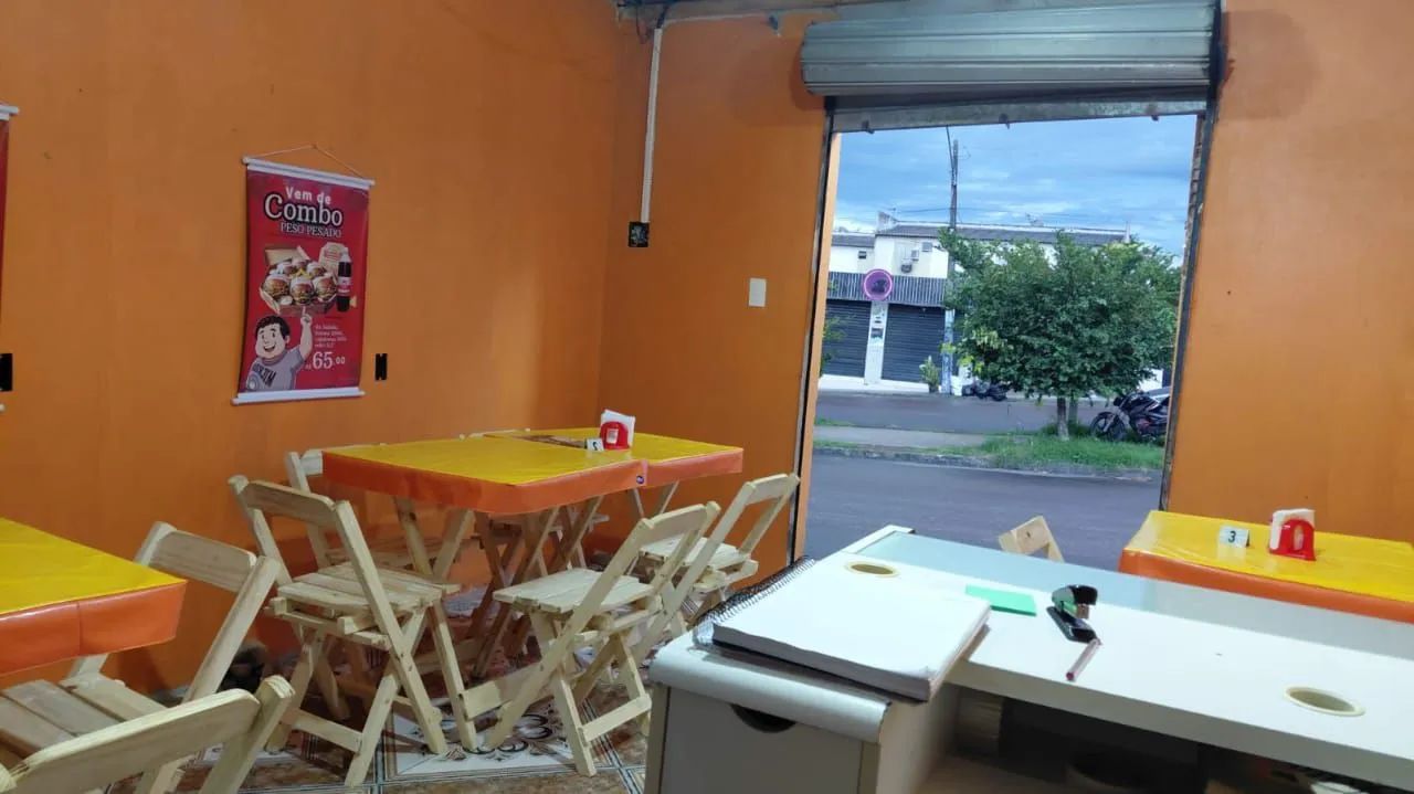 Mesa com cadeiras 