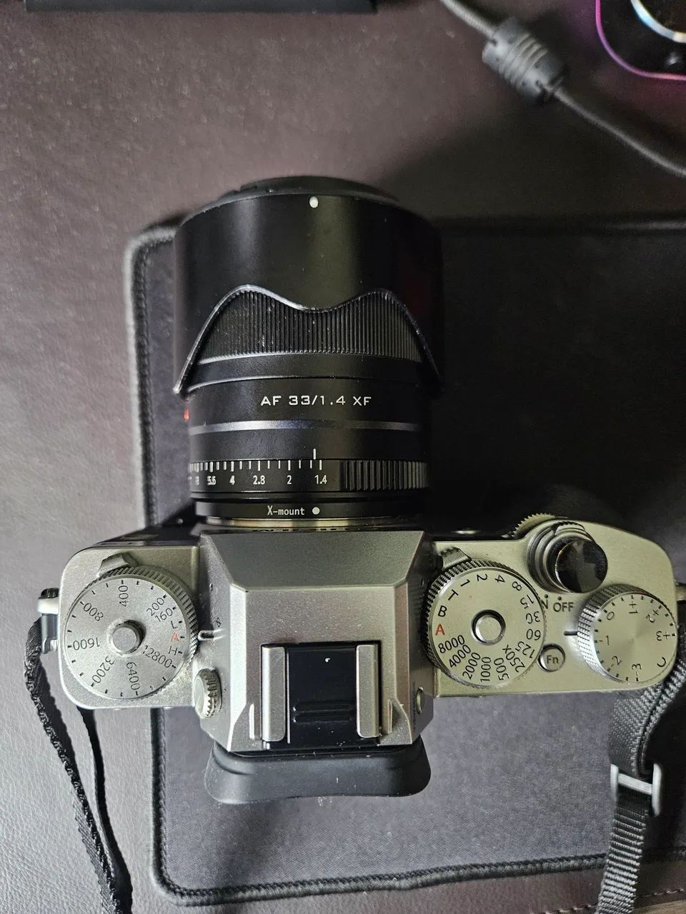 FUJIFILM X-T3 ボディ+ Viltrox AF33 f1.4 セット Kit Fujifilm XT3 Silver + Viltrox 33 - F1.4 - Câmeras e Filmadoras