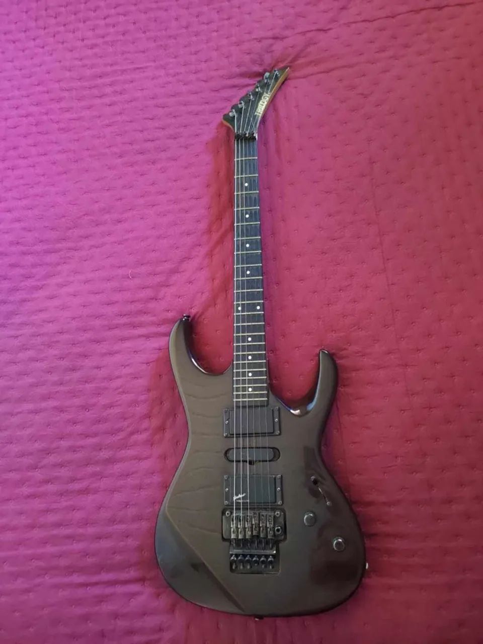 Guitarra rara