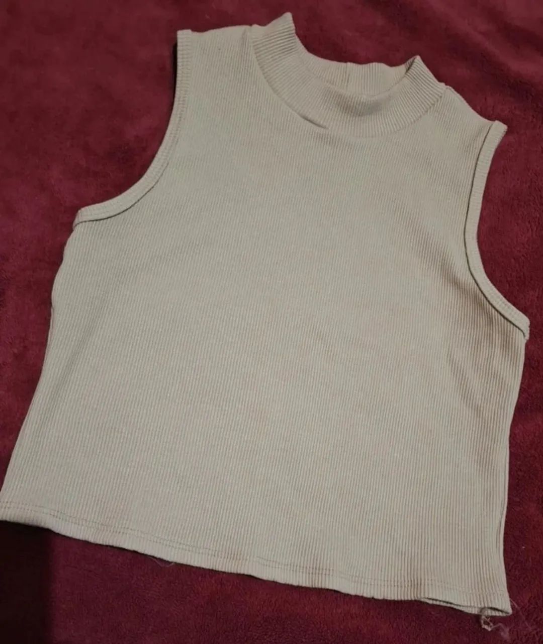 Blusa Regata Canelada Gola Alta Bege - Foto 2