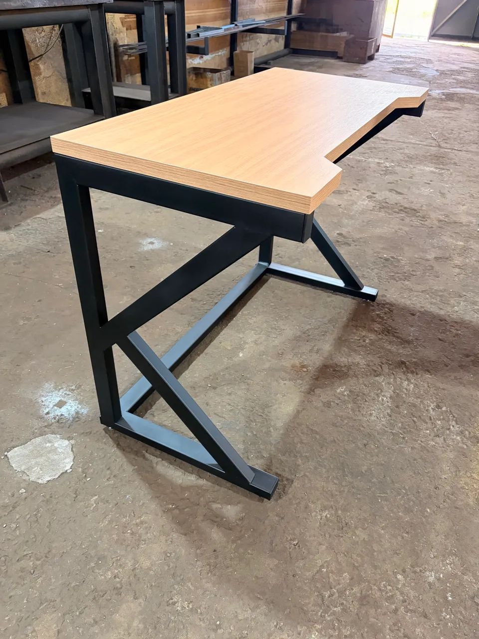Mesa industrial Gamer Personalizada