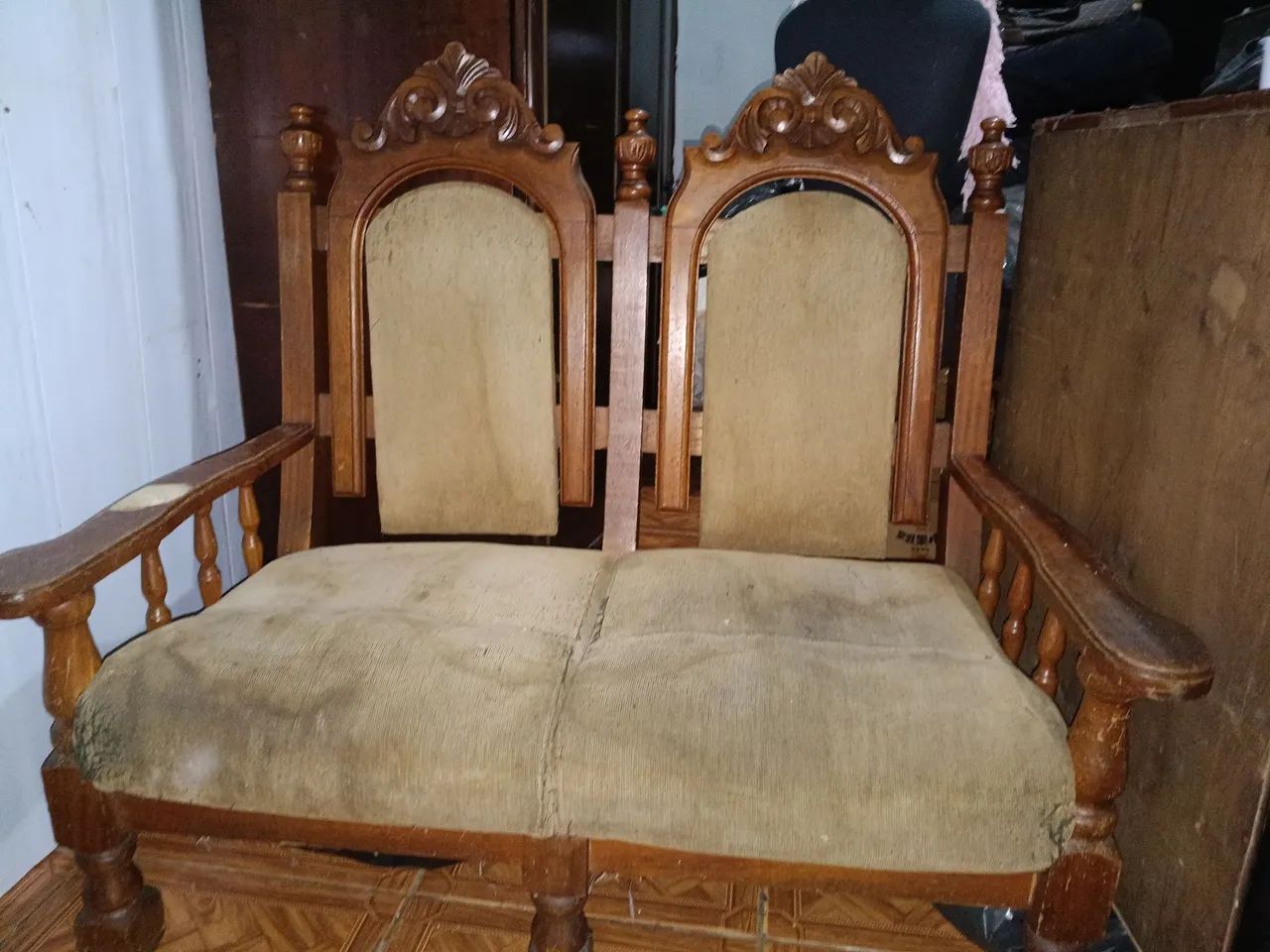 Sofá de madeira de qualidade antigo vintage - Foto 2