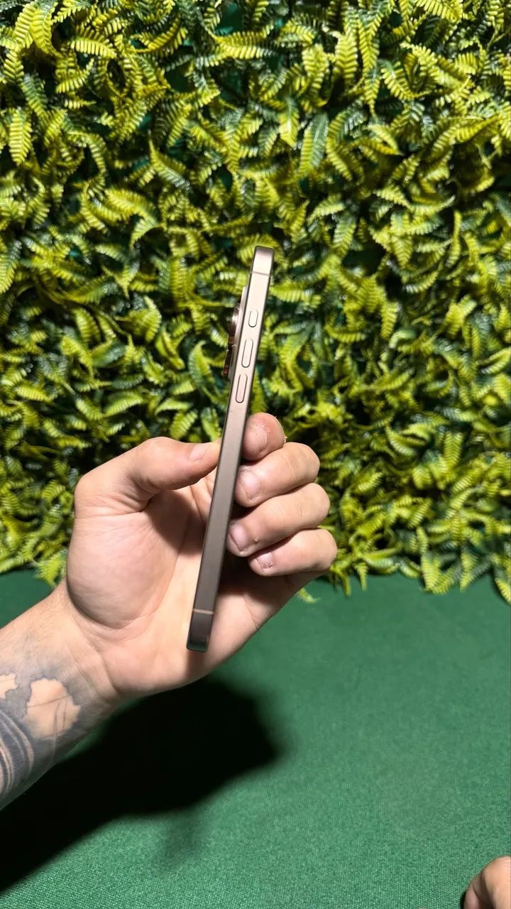 iPhone 16 PRO MAX 256 GB Titânio Deserto  - Foto 4