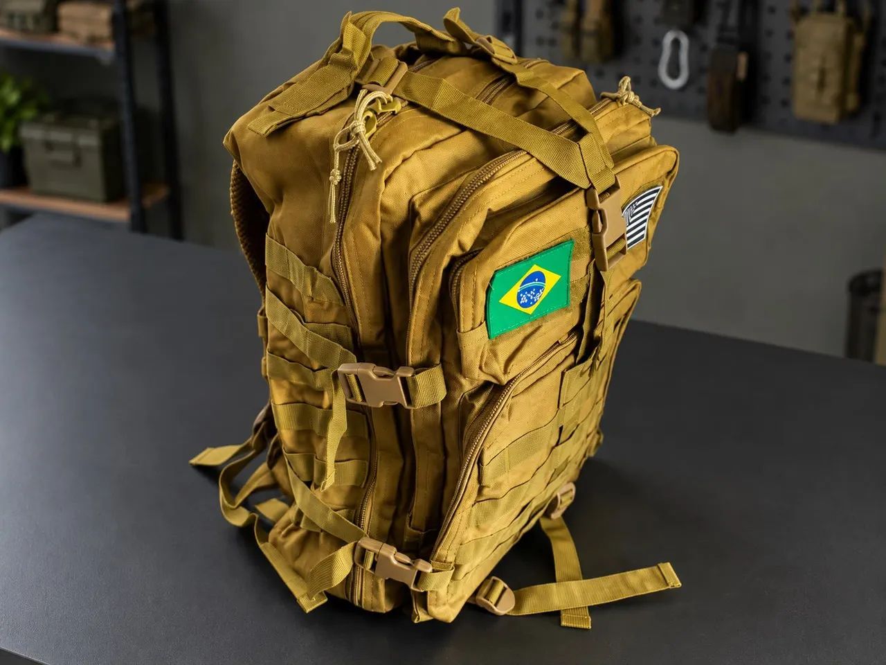 Mochila Tática Reforçada 50 Litros Militar - Foto 3