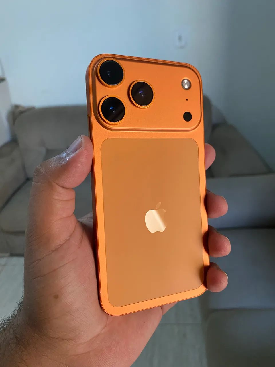 iPhone 11 64Gb Sabôr 17 Pro laranja - Celulares e Smartphones
