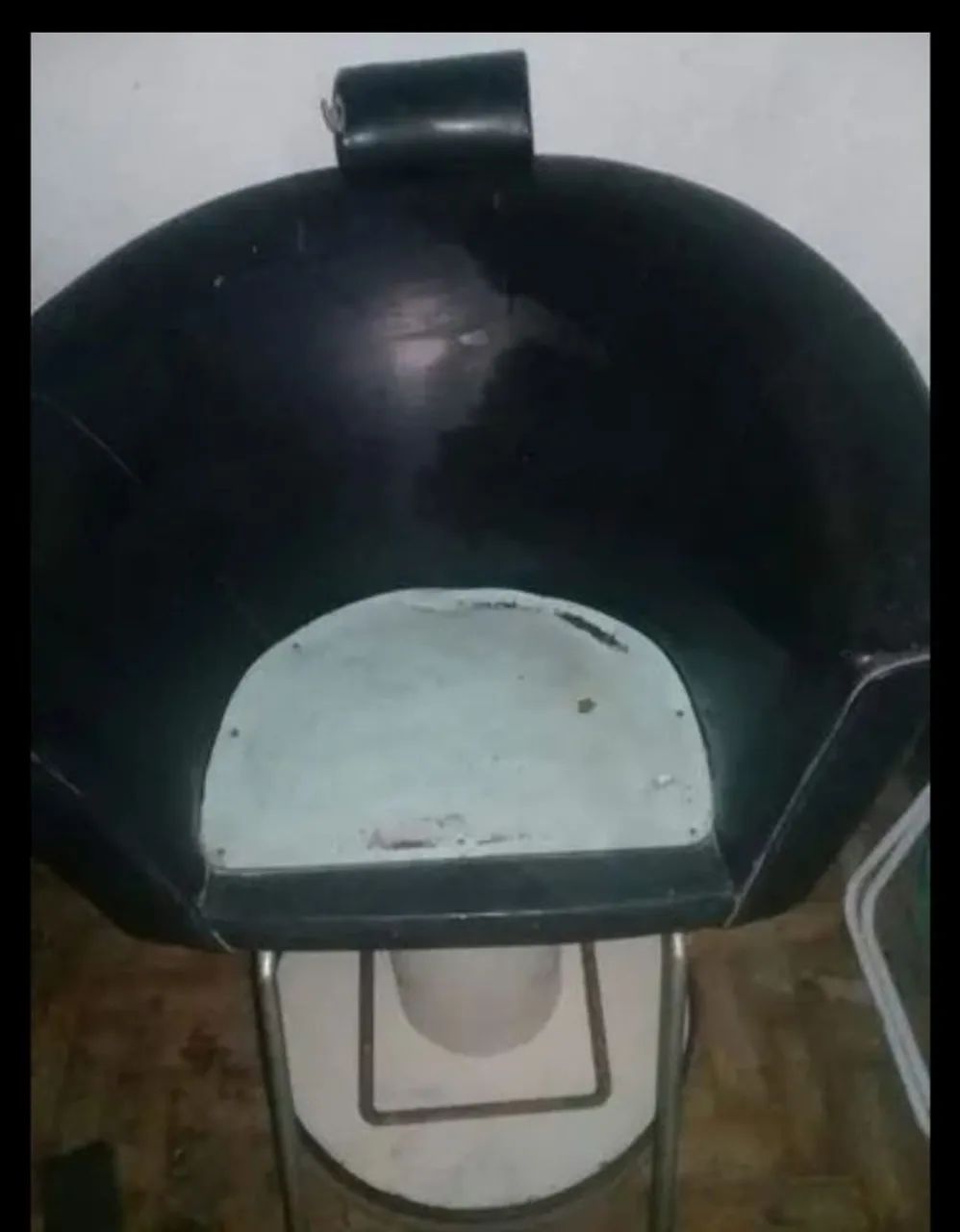 CADEIRA DE BARBEIRO ANTIGA RELÍQUIA 
