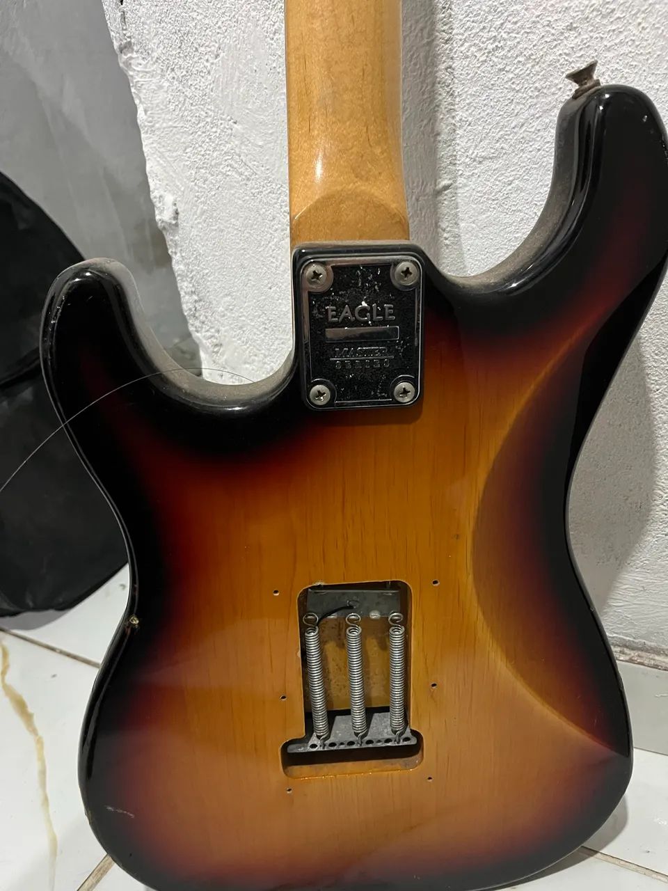 Guitarra eagle  - Foto 3