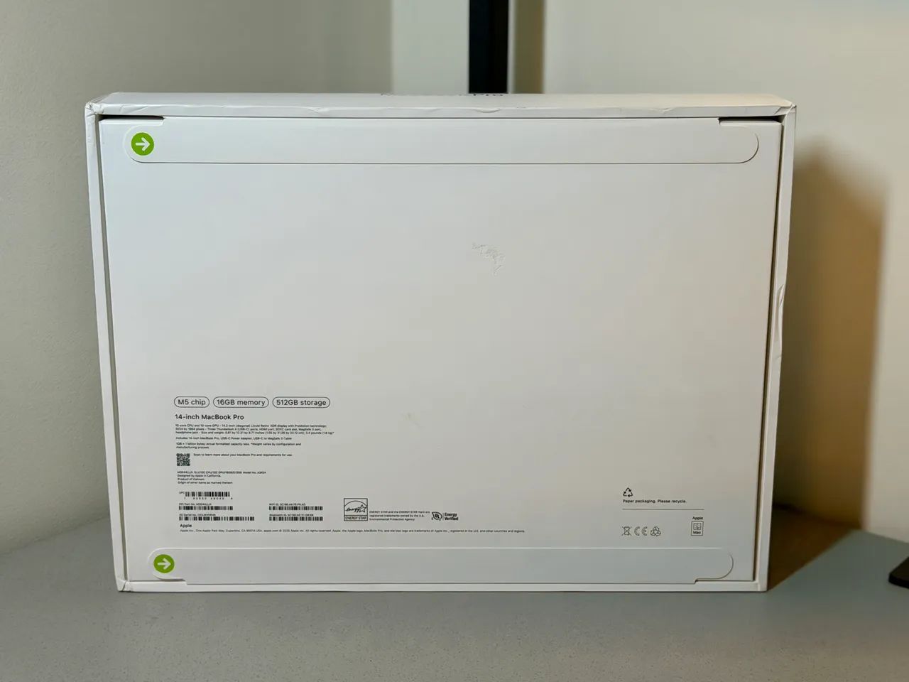 MacBook Pro 14 Polegadas M5 16GB 512SSD - Novo / LACRADO  - Foto 2