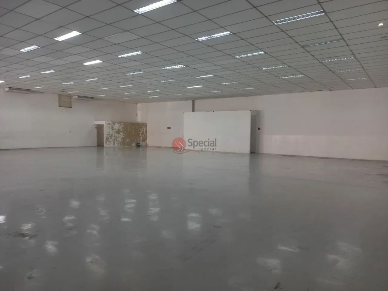 Galpão comercial na Avenida Interlagos com 1314 metros. - Foto 5