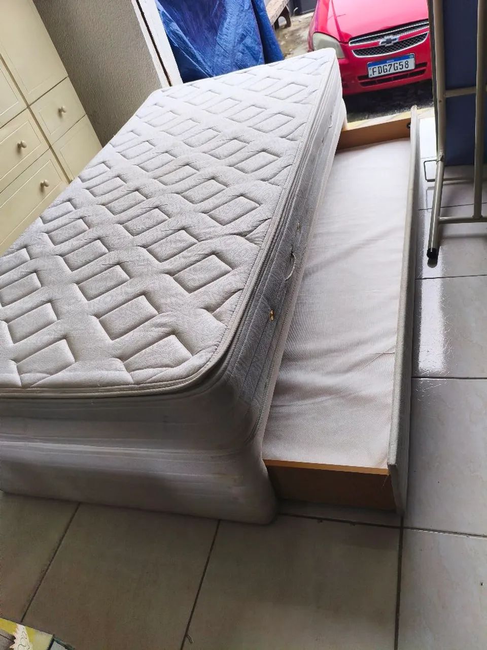 Box solteiro com colchão e auxiliar  - Foto 2