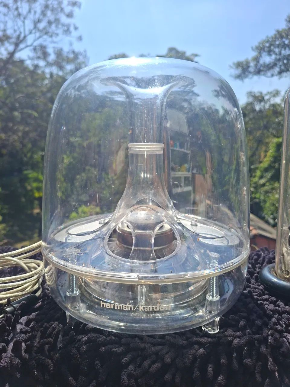 Rádio Harman Kardon SoundSticks III - Design Icônico e Som Premium