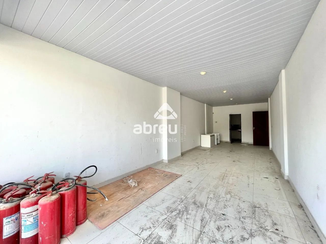 Excelente oportunidade de aluguel de loja (n°11), no Edifício Cecom, localizado na Avenida - Foto 4