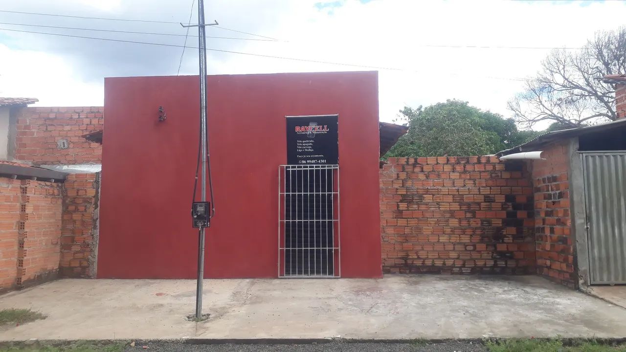 Vendo casa em Barras Piauí. 