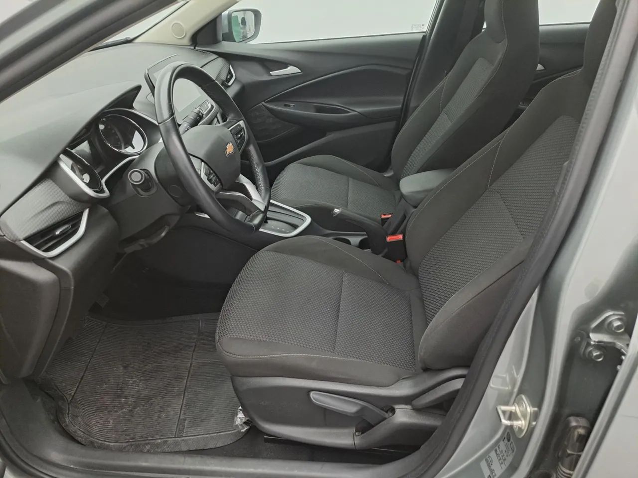 Chevrolet Onix Hatch LTZ 1.0 12V TB Flex Aut. 5P, foto 16 de 18