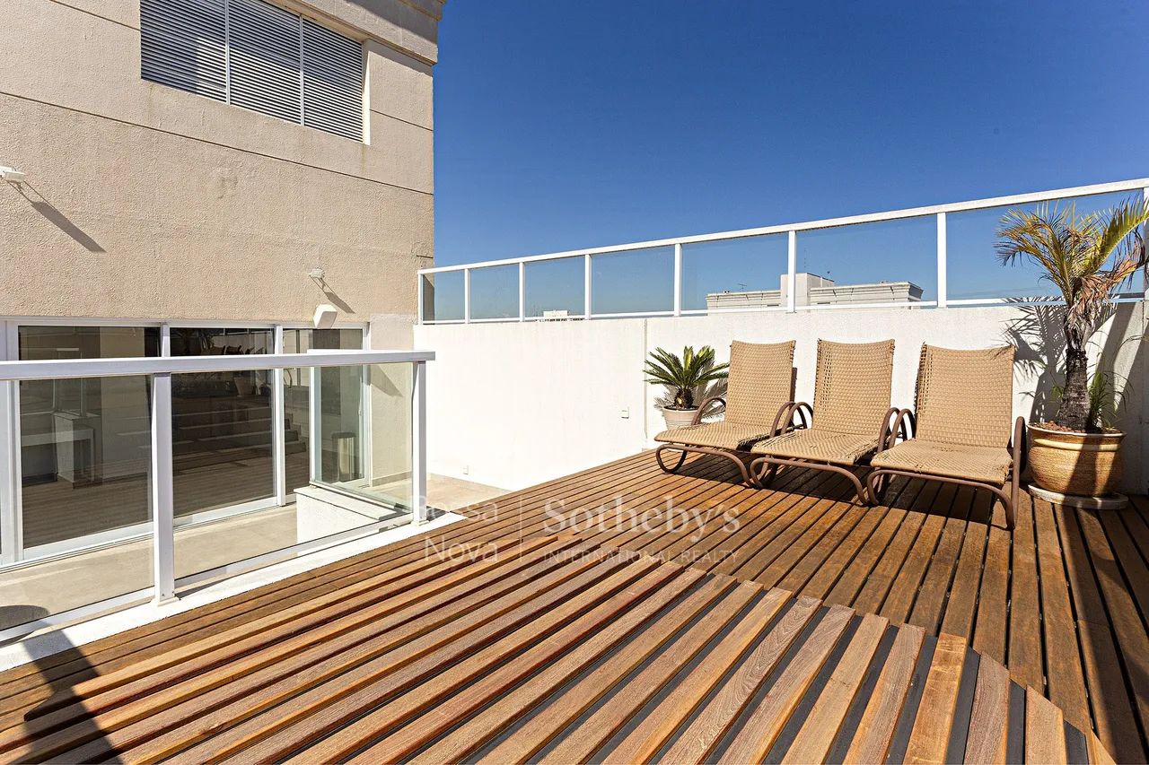 Cobertura duplex com vista para a cidade, terraço e espaço gourmet - Foto 4