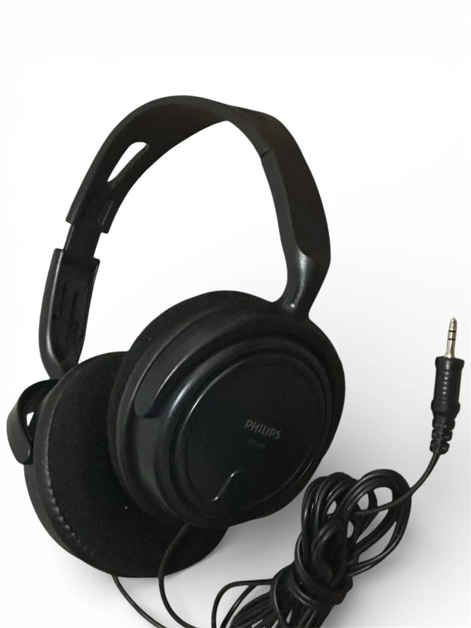 Fone de ouvido P2 Philips SPH2000 bom para estúdio e podcast 