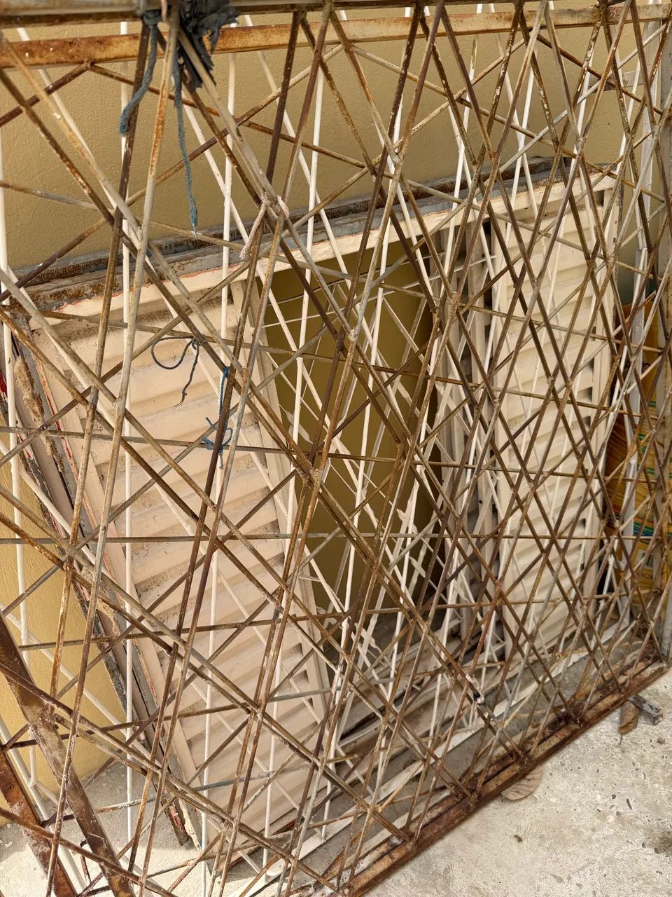 Grades para janela e janelas a venda  - Foto 4