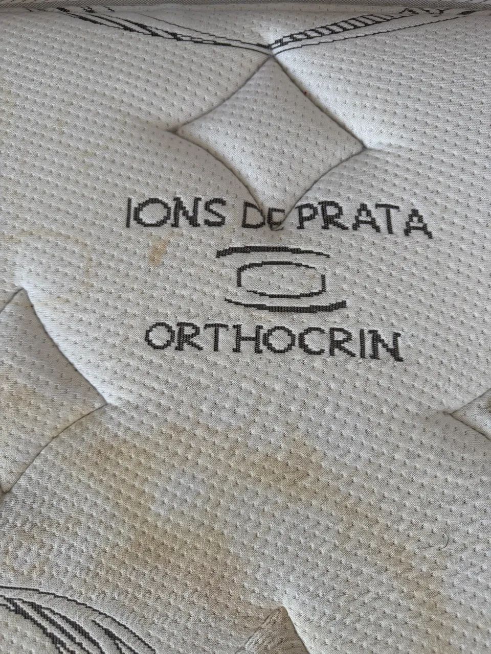  CAMA DE CASAL DE MADEIRA + COLCHÃO ORTHOCRIN - Foto 3
