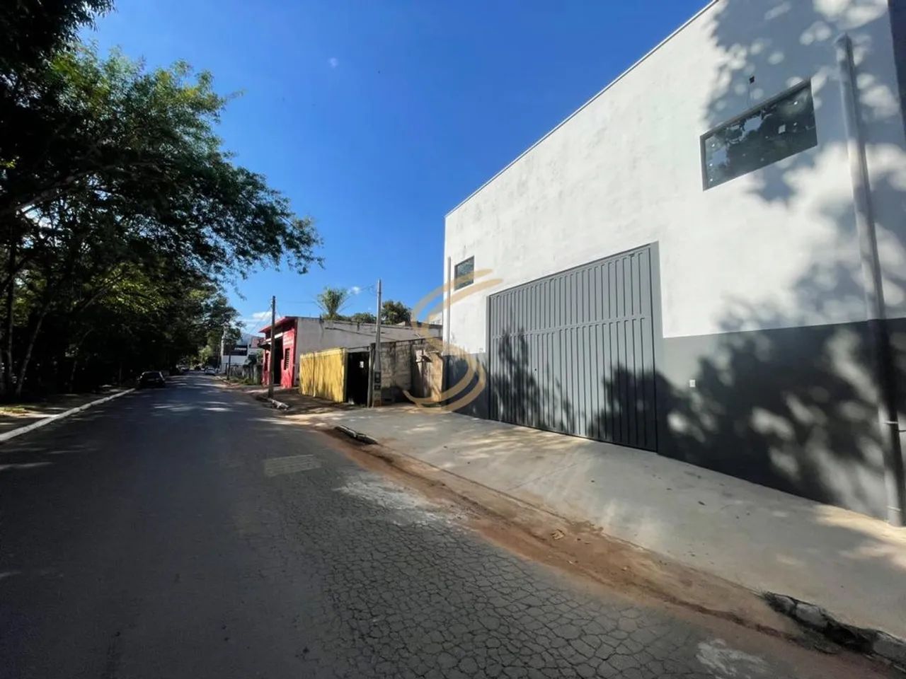 Galpão com mezanino e escritório à venda na Avenida Perimetral - Foto 2