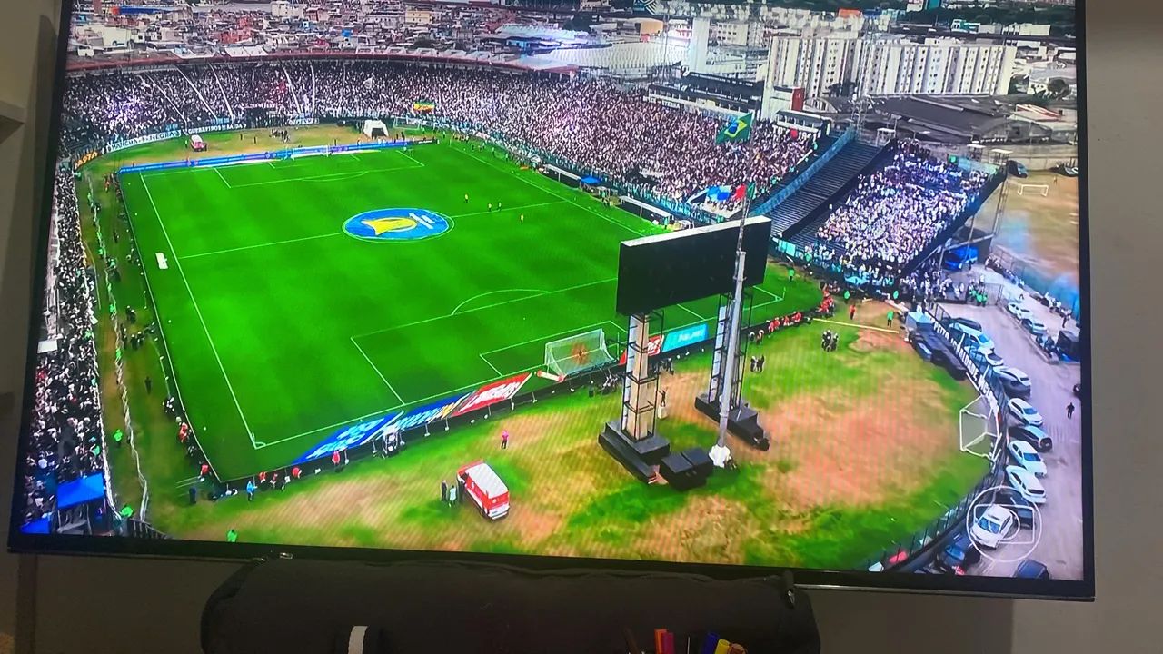 Vendo TV Smart Samsung 48 polegadas  - Foto 4