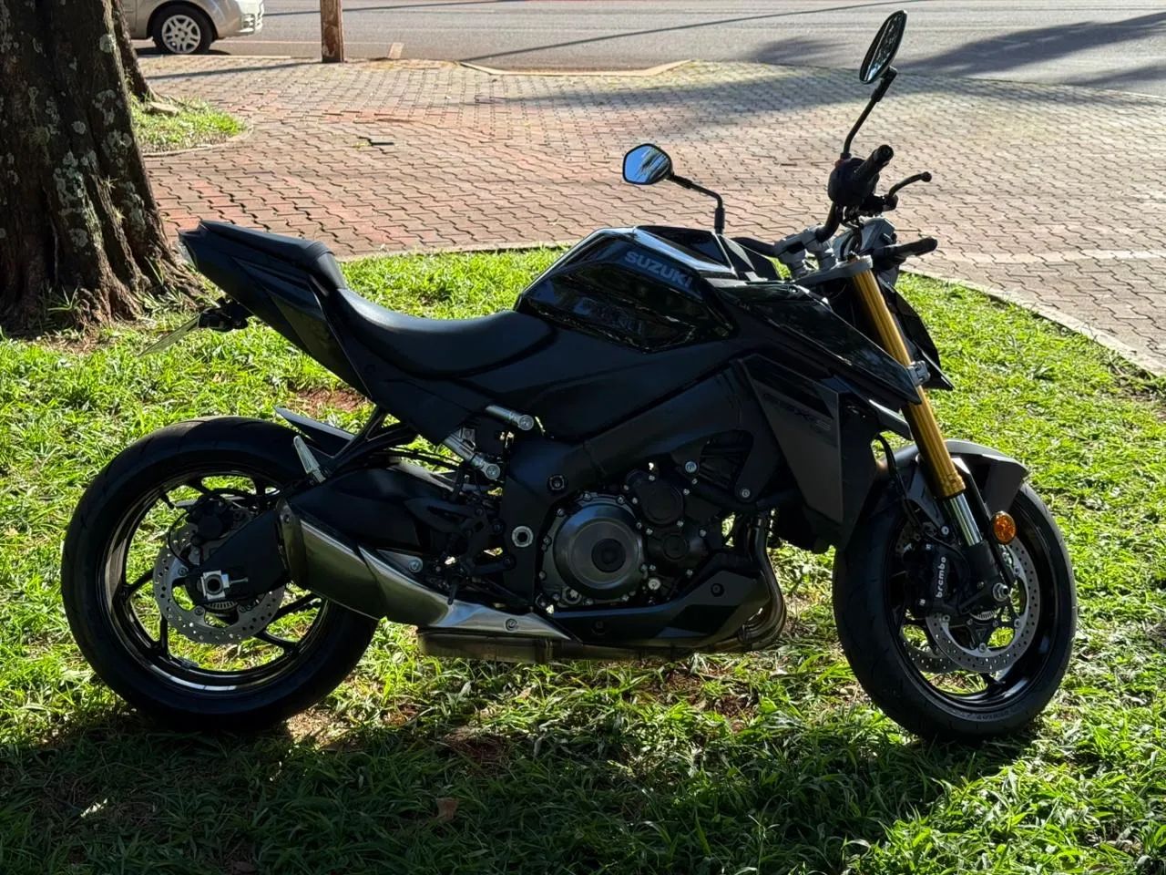 Suzuki GSX-S 1000 - Foto 5