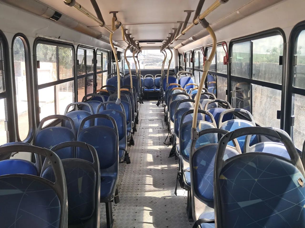 Ônibus revisado - Foto 5