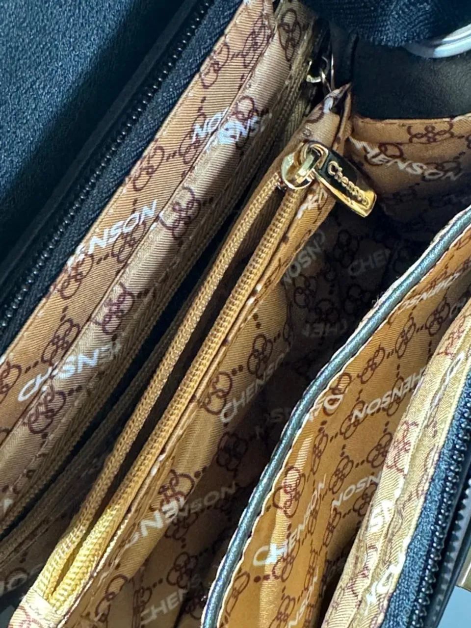 Bolsa de mão com Inscrições Chenson - Foto 2