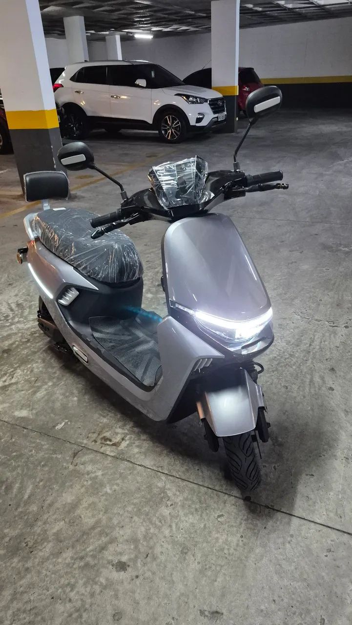 Scooter elétrica A4 1000w