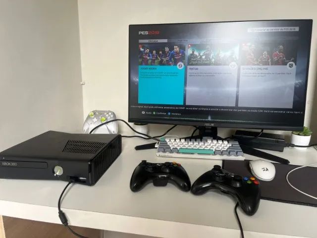 xbox 360 com 2 controles - Foto 3