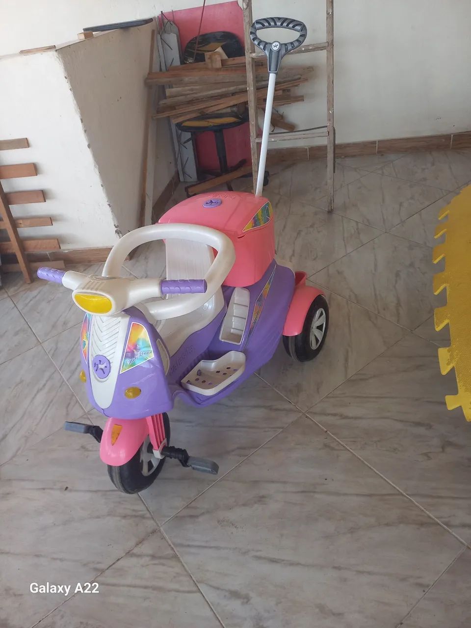 Cama e motoquinha infantil  - Foto 4