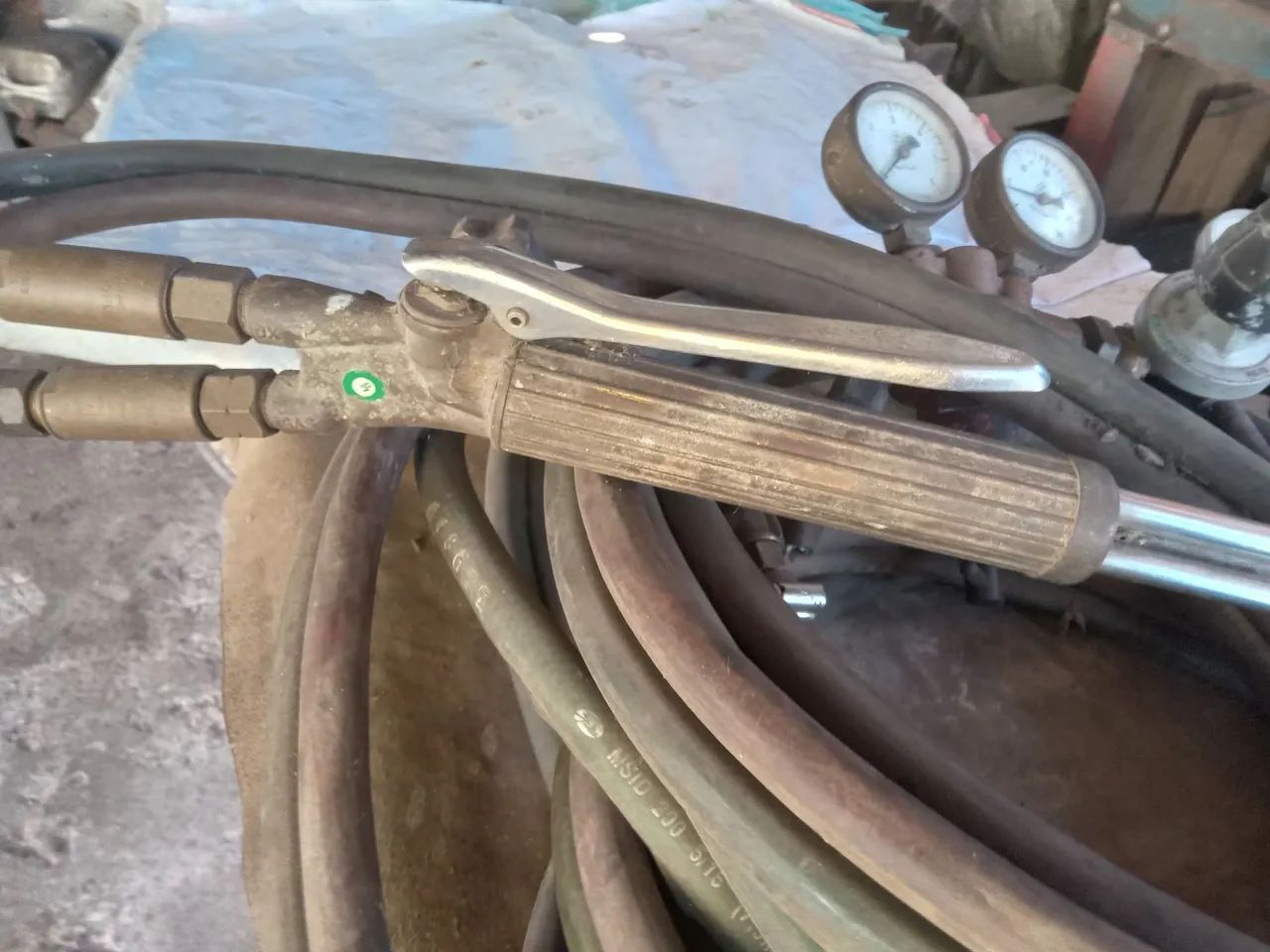 Excelente equipamento de funilaria 5 massaricosmassarico manômetros e mangueiras 1600,00