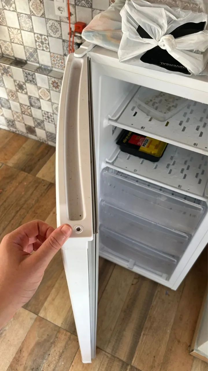 Freezer Vertical Electrolux 175L Inverter  - Foto 3