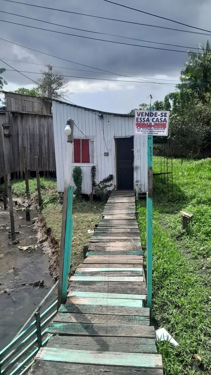 Vende-se essa casa 