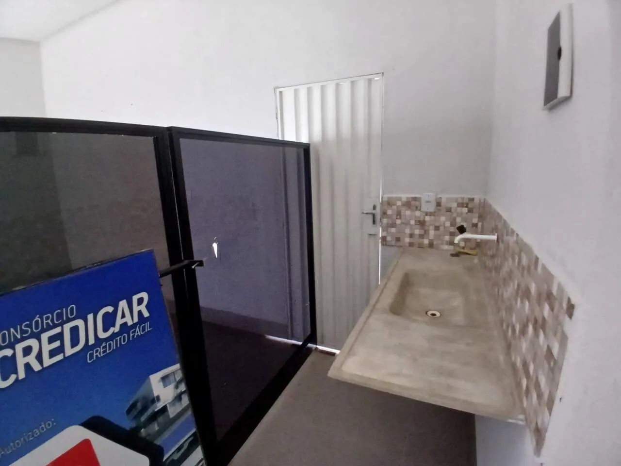 Ponto comercial para locação, com 30m² e 1 banheiro, bairro Centro. - Foto 4
