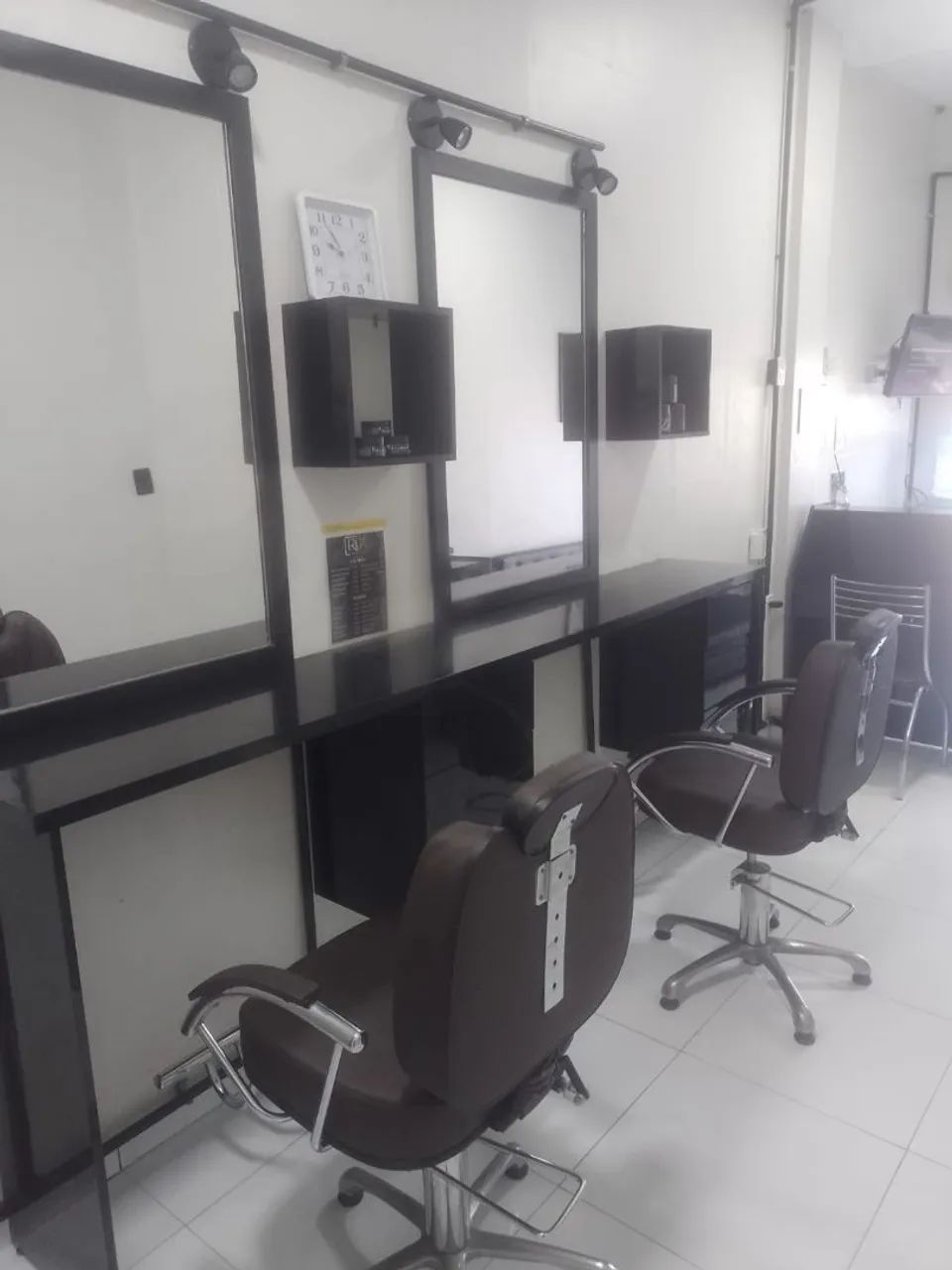 Salão de beleza/Barbearia  "completa" - Foto 2