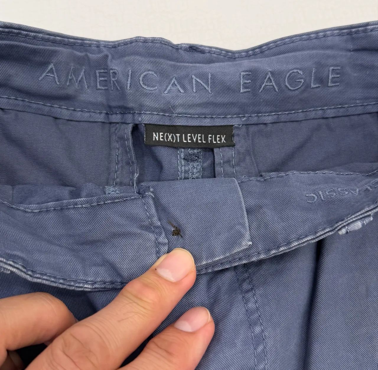 ermuda American Eagle Next Level Flex Destroyed - 29 USA / 39 BR - Foto 4