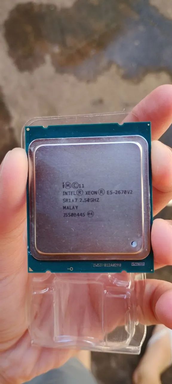 Processador Xeon e3 2670 V2