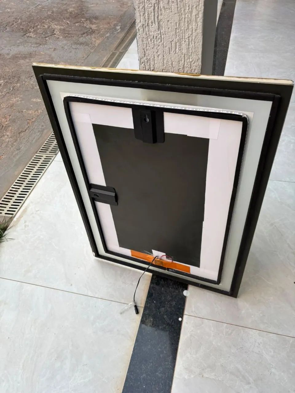 Espelho estilo vitoriano 60x80 com led - Foto 4