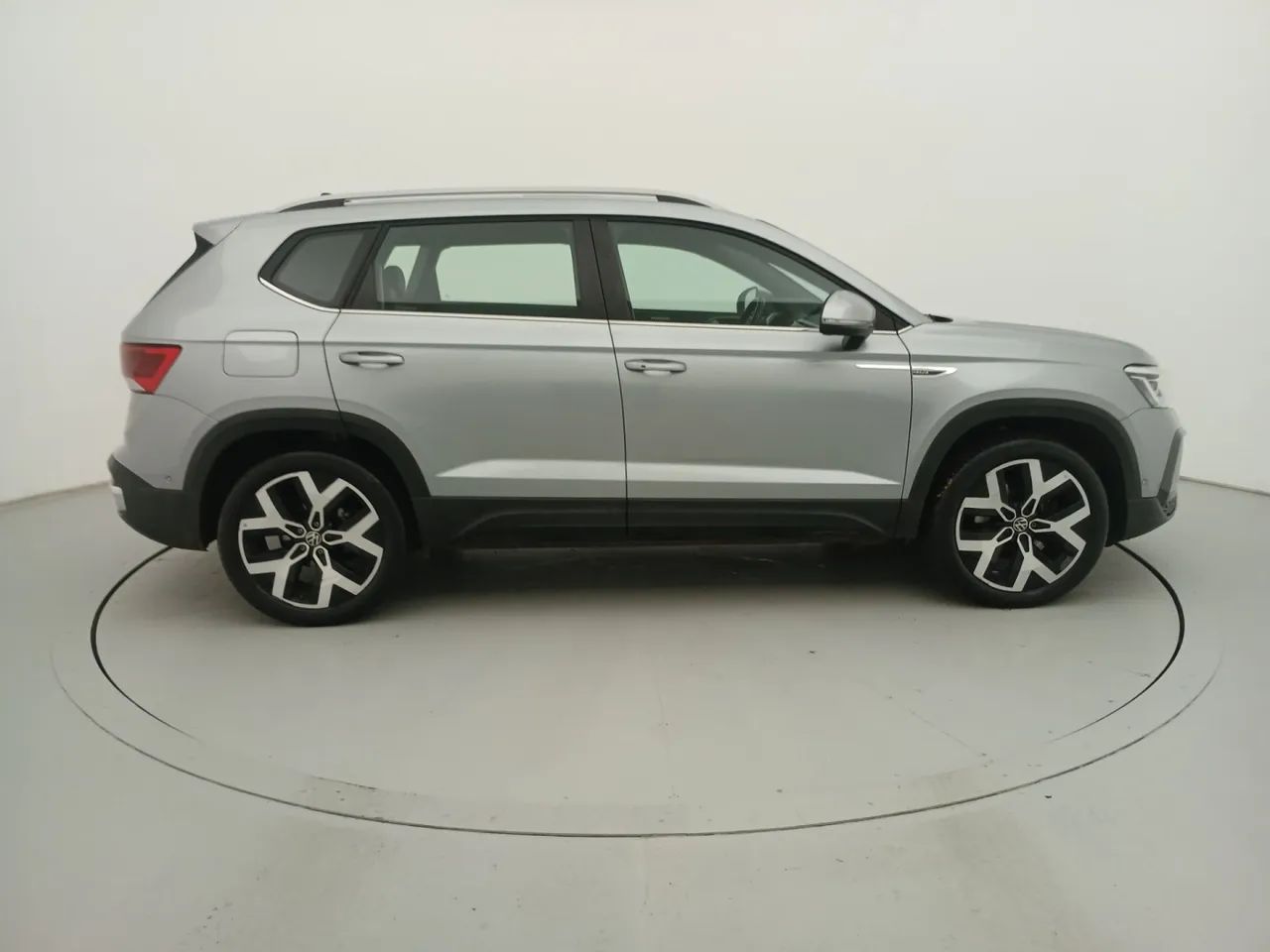 Volkswagen Taos Highline 1.4 250 TSI Flex Aut., foto 6 de 18