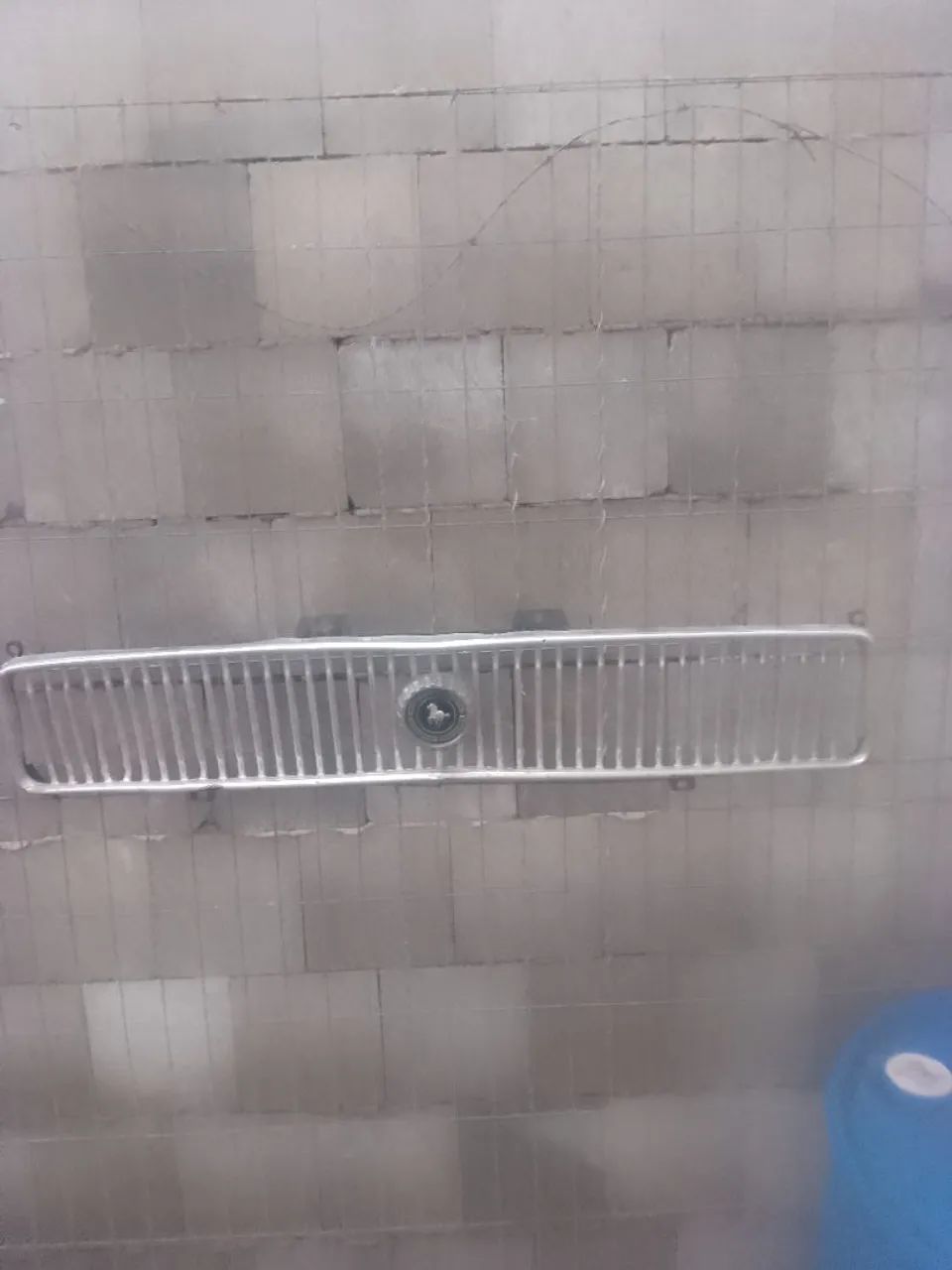Grade  Corcel 1 com emblema antigo - Foto 2