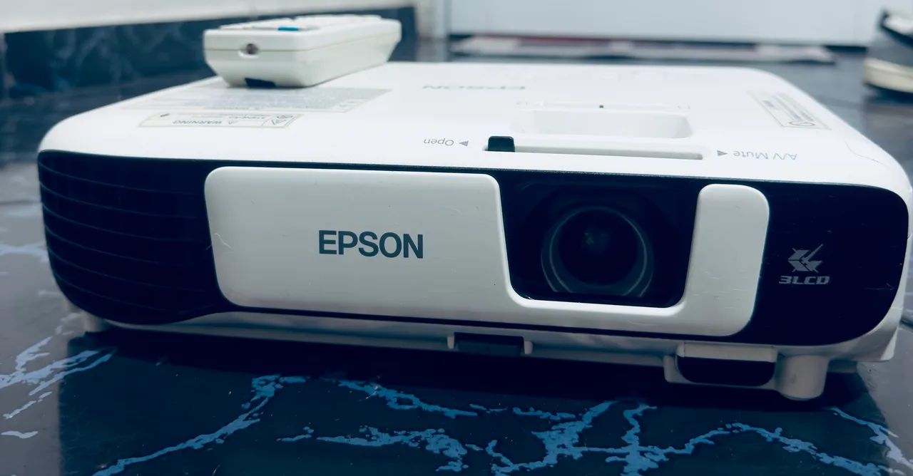Projetor Epson PowerLite X41+