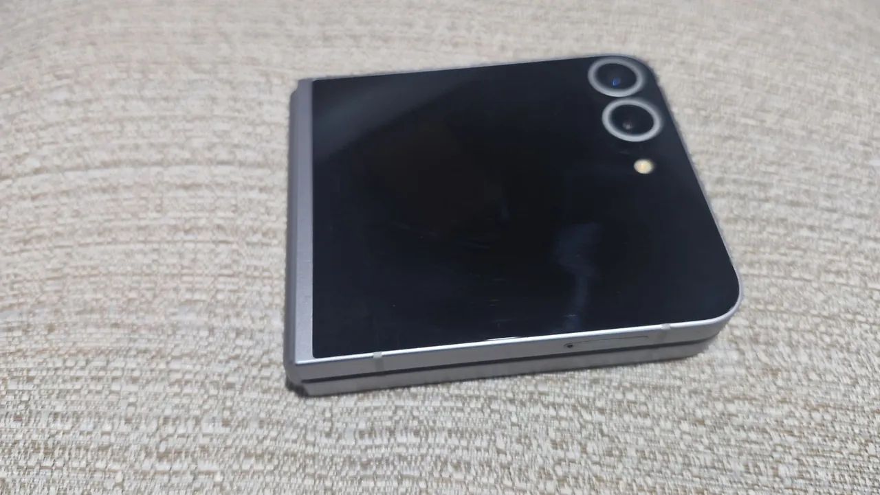 Samsung z flip 6 256gb - 12gb ram