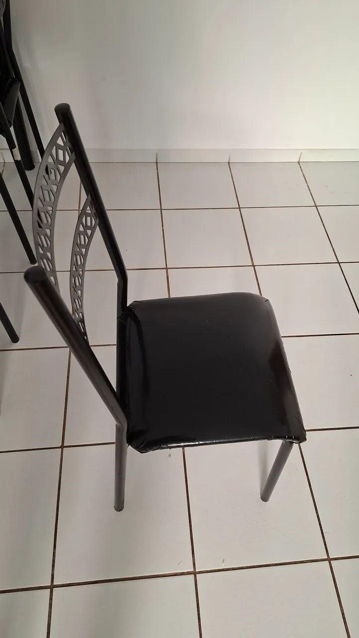 Mesa de jantar retangular - preta - Foto 3